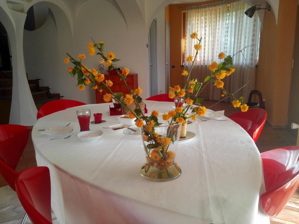 B&B Villa Claudia Lavena Ponte Tresa Extérieur photo
