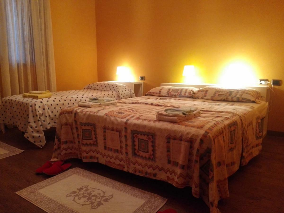 B&B Villa Claudia Lavena Ponte Tresa Extérieur photo