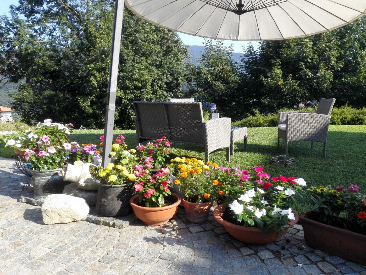 B&B Villa Claudia Lavena Ponte Tresa Extérieur photo