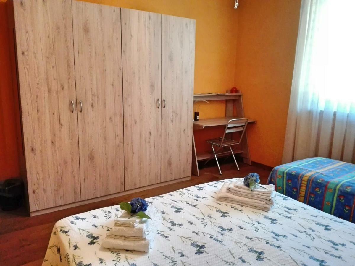 B&B Villa Claudia Lavena Ponte Tresa Extérieur photo